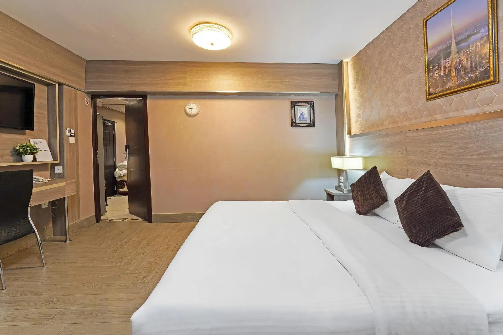 Trans World Hotel L.L.C