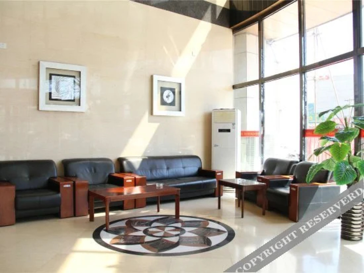 Yuanfang Busienss Hotel