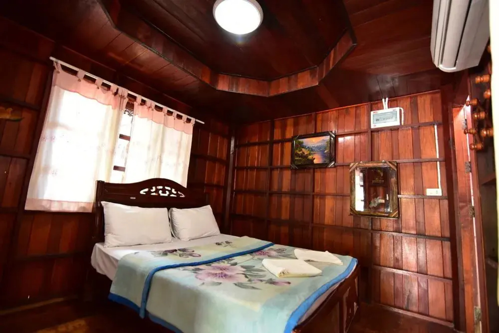 Petch Jed Sao Noi Resort