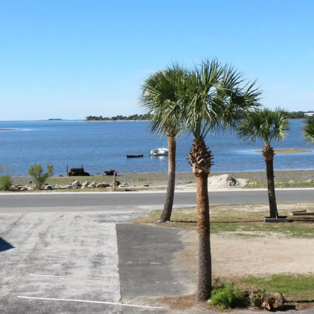 Beach Front Motel Cedar Key