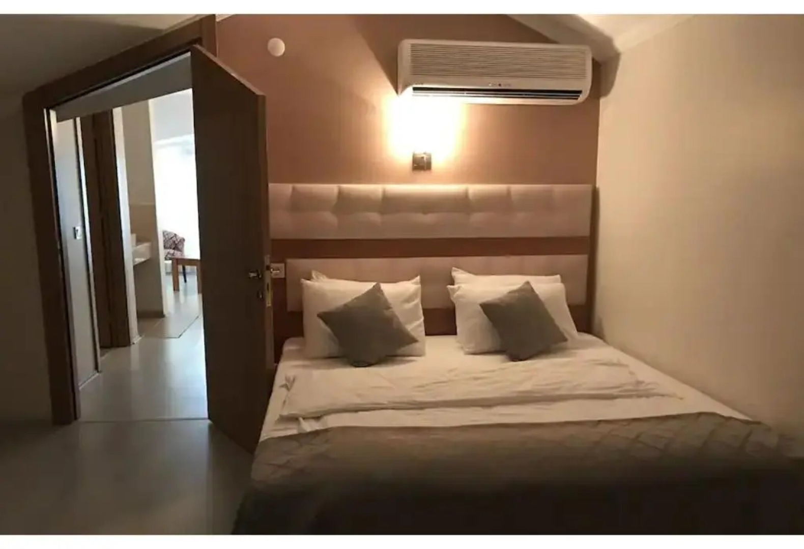 Westport İstanbul Hotel