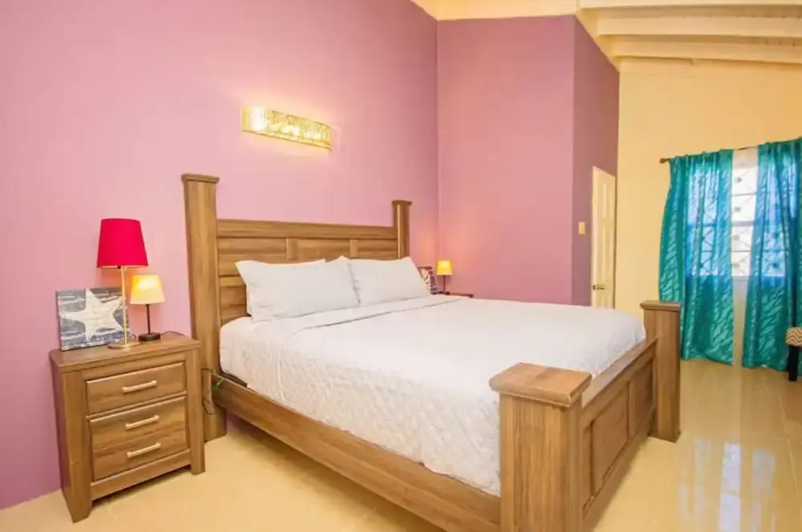 3BR Villa in Drax Hall Country Club