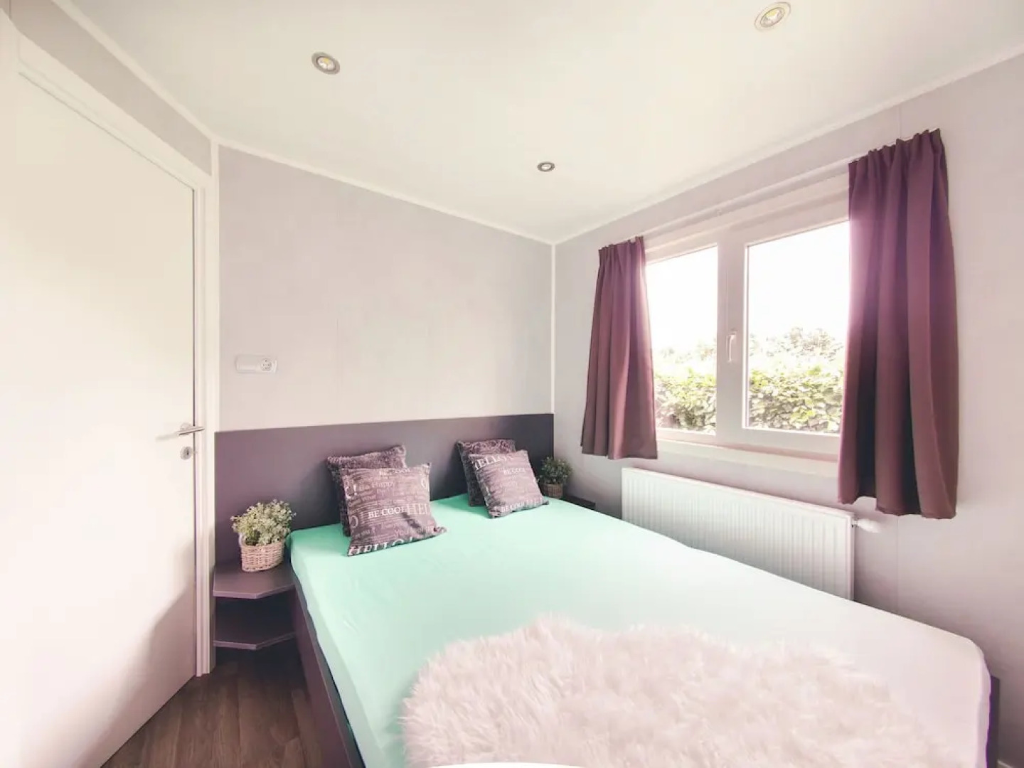 Beautiful Chalet Located on a Pond