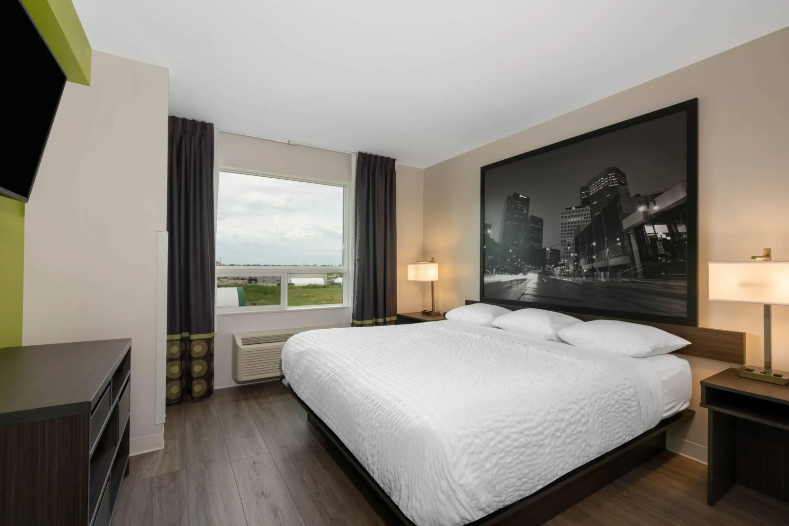 Super 8 by Wyndham Winnipeg East MB