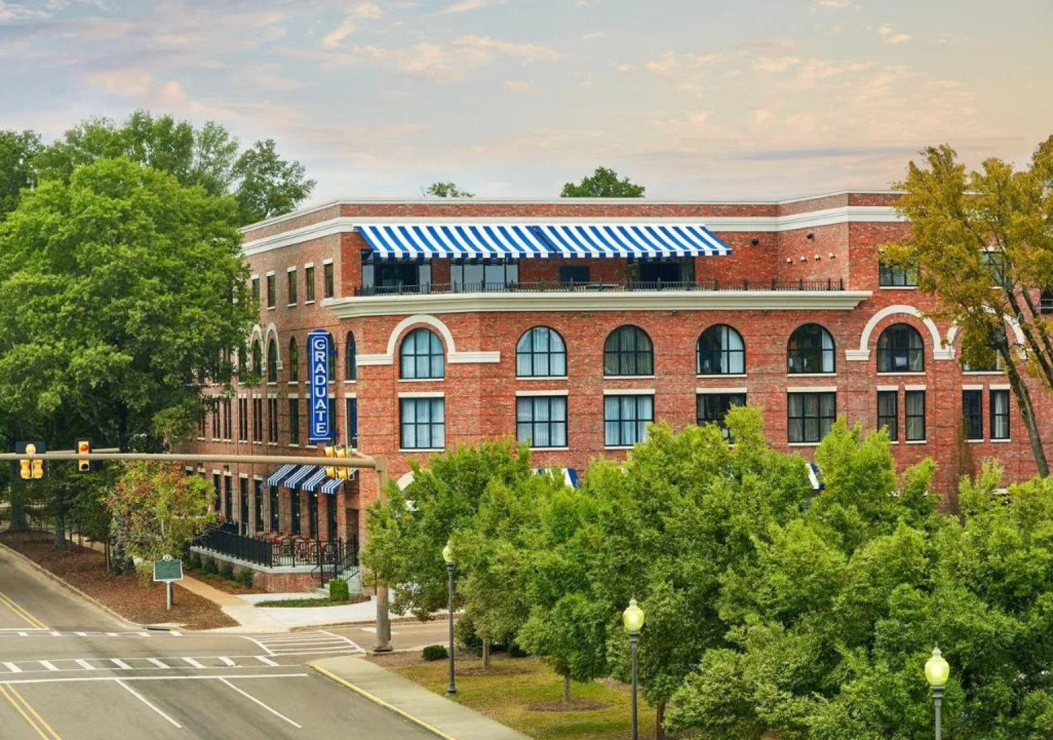 Graduate by Hilton Oxford