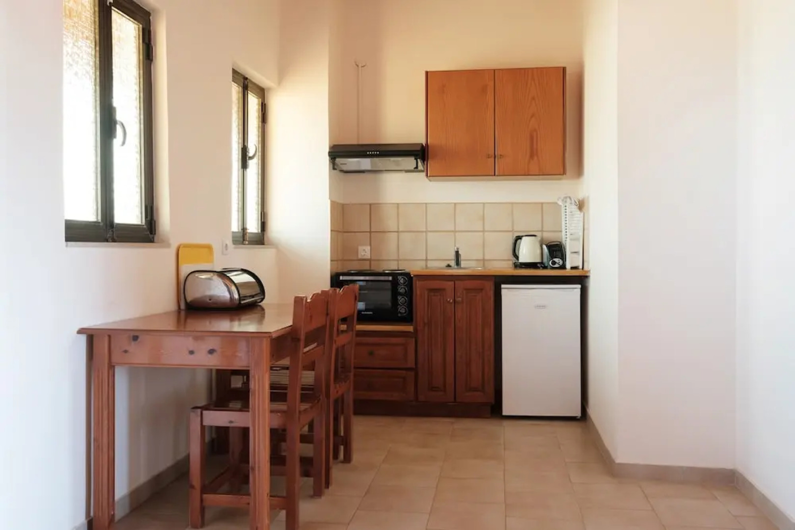 Canal d'Amour Makris Apartments