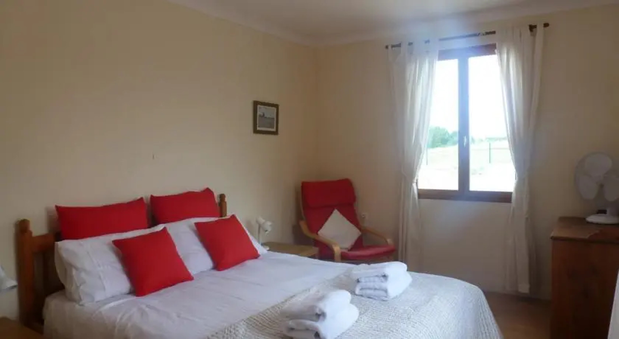 Hirondelle Holiday Home