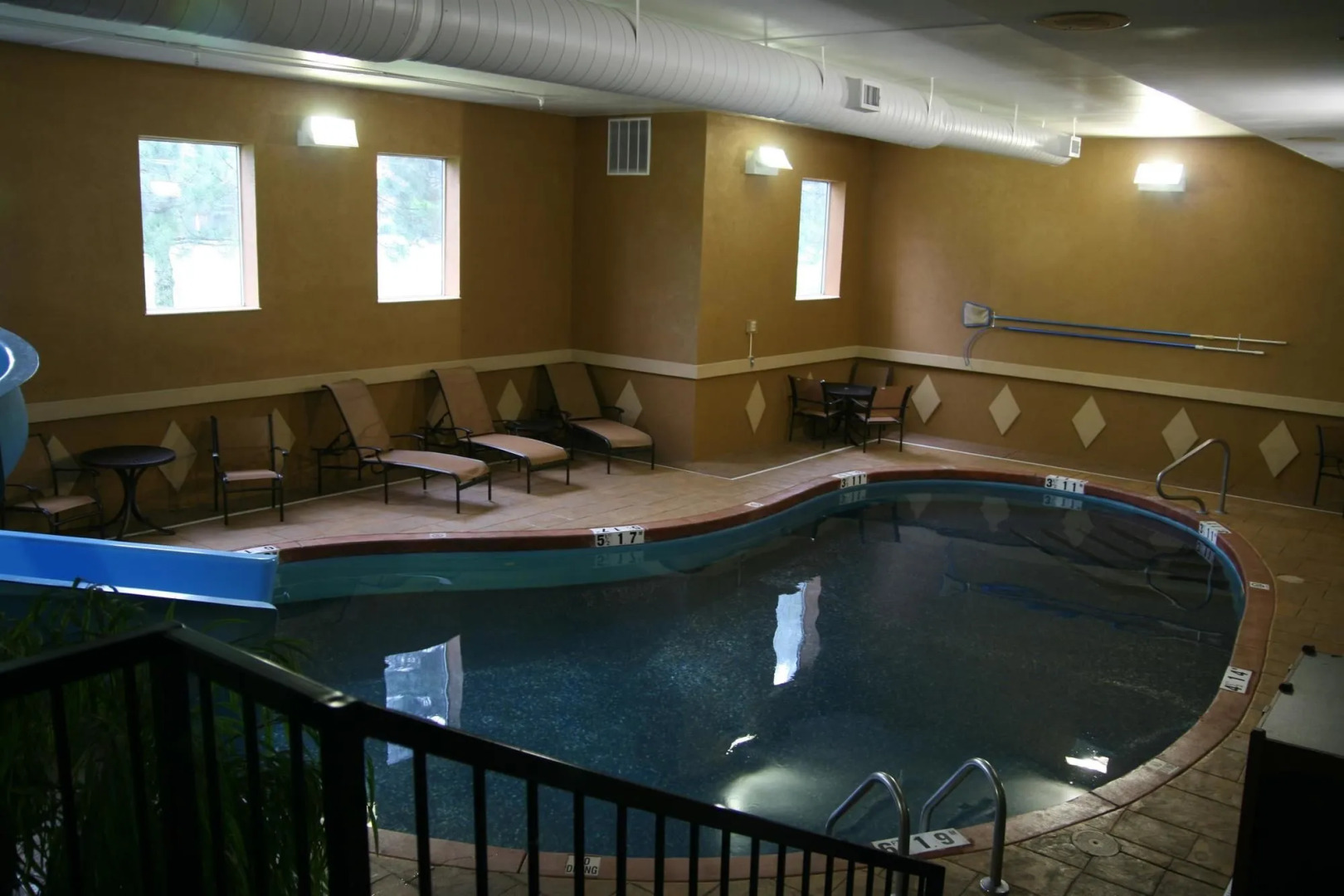 Best Western Plus Midwest Inn & Suites