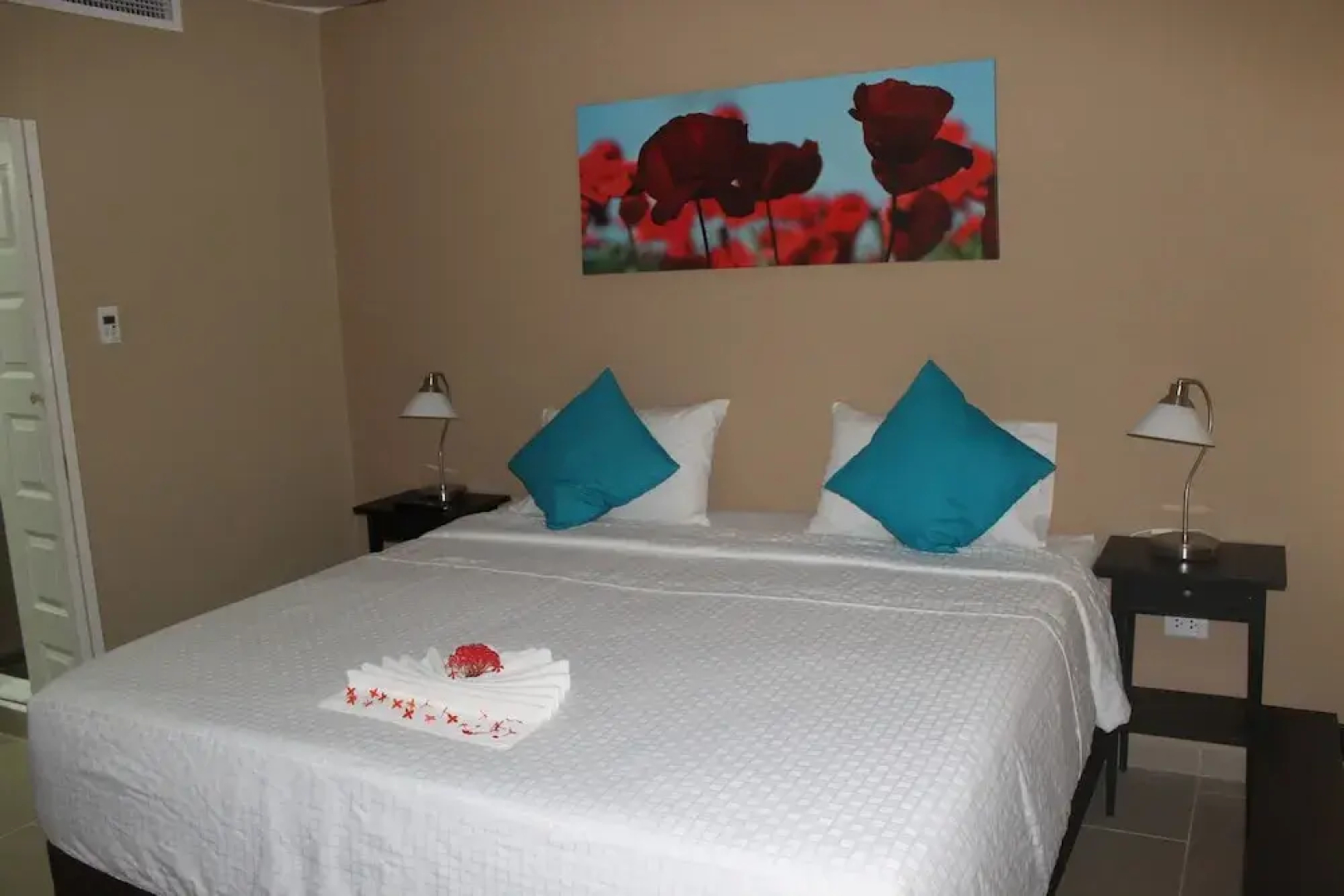 Eden Beach Resort