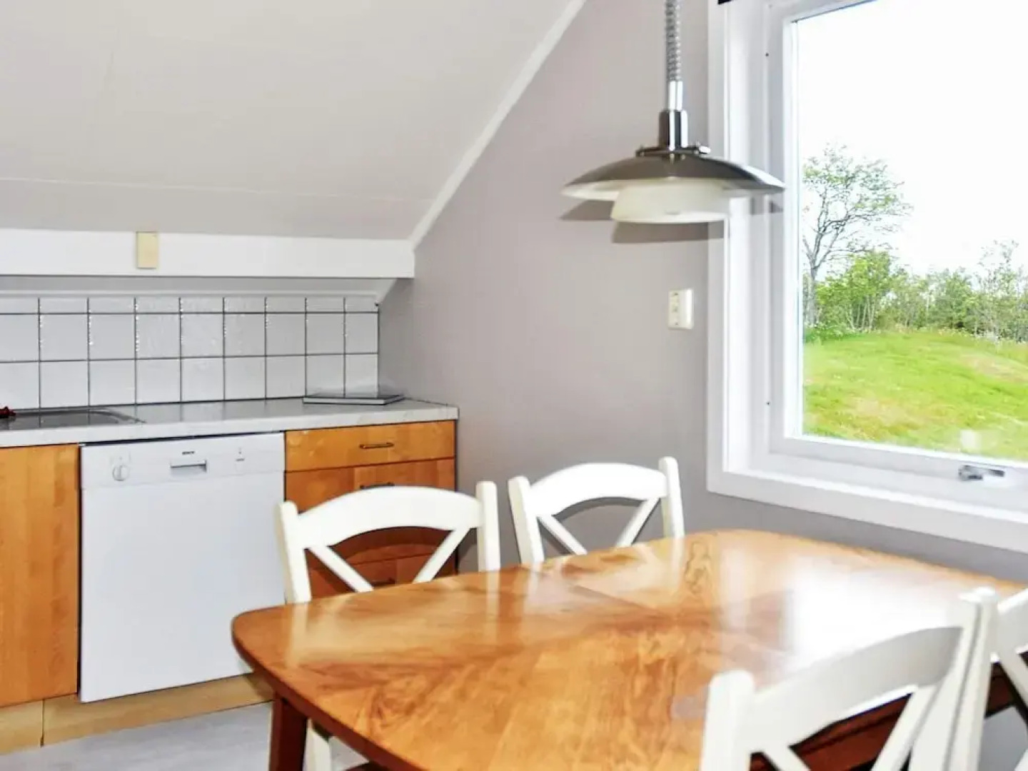 10 Person Holiday Home in Midsund