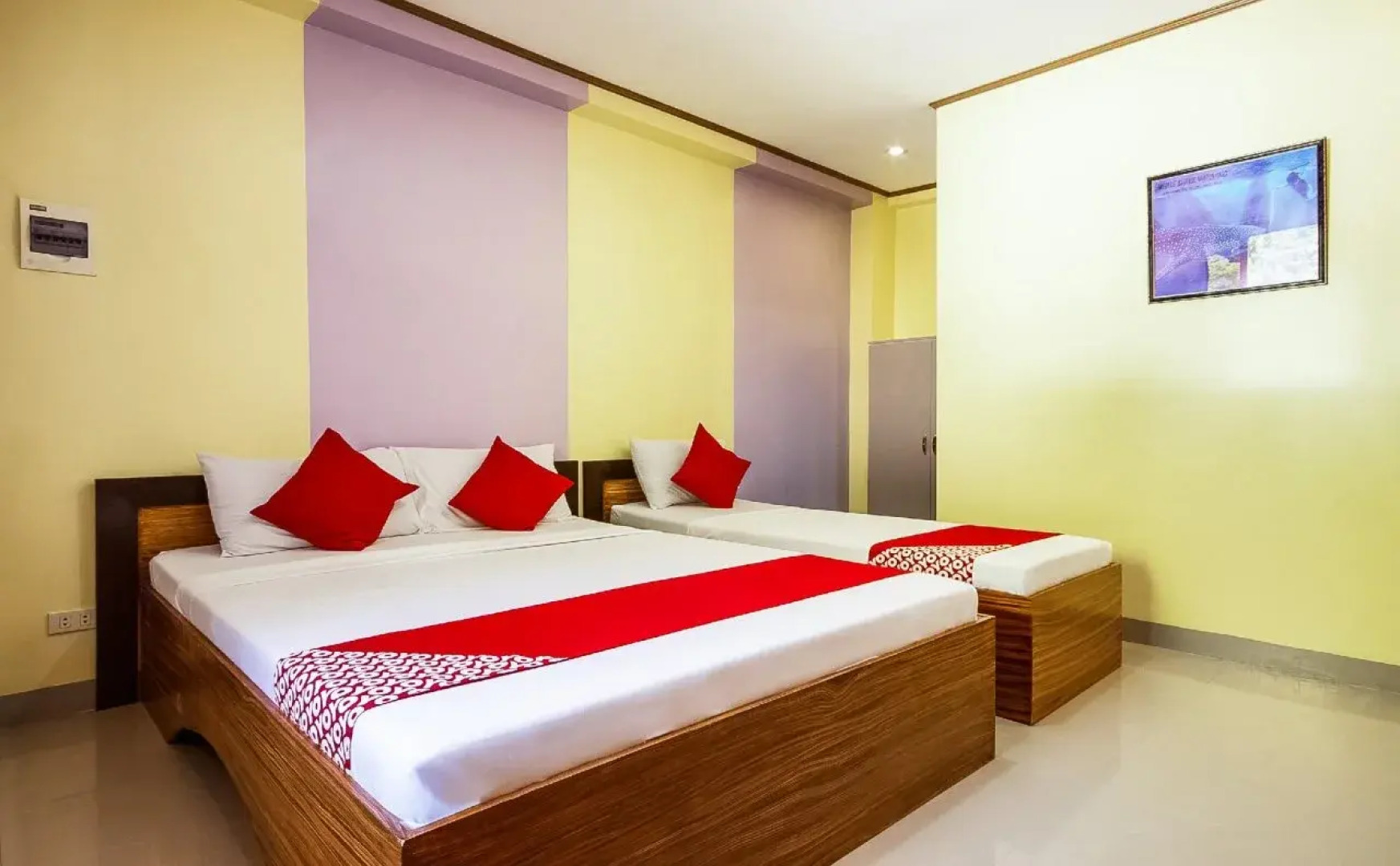 Stop n Shop Tourist Inn