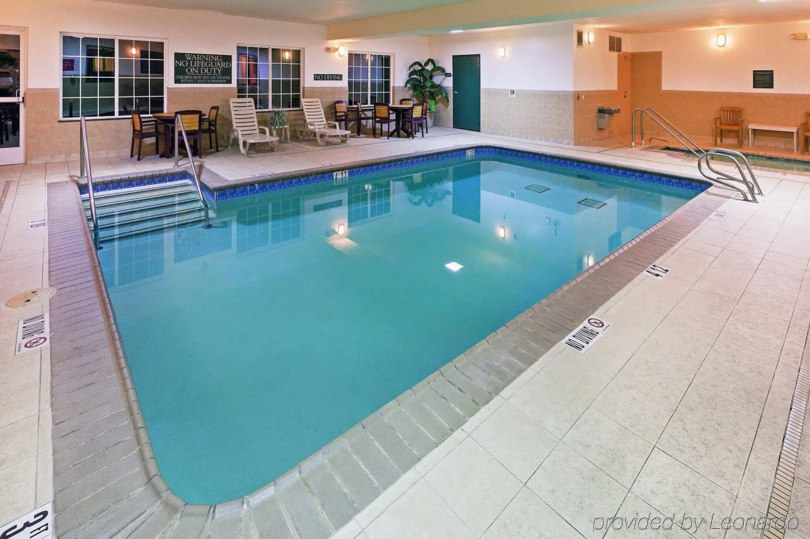 Country Inn & Suites by Radisson, Norman near University