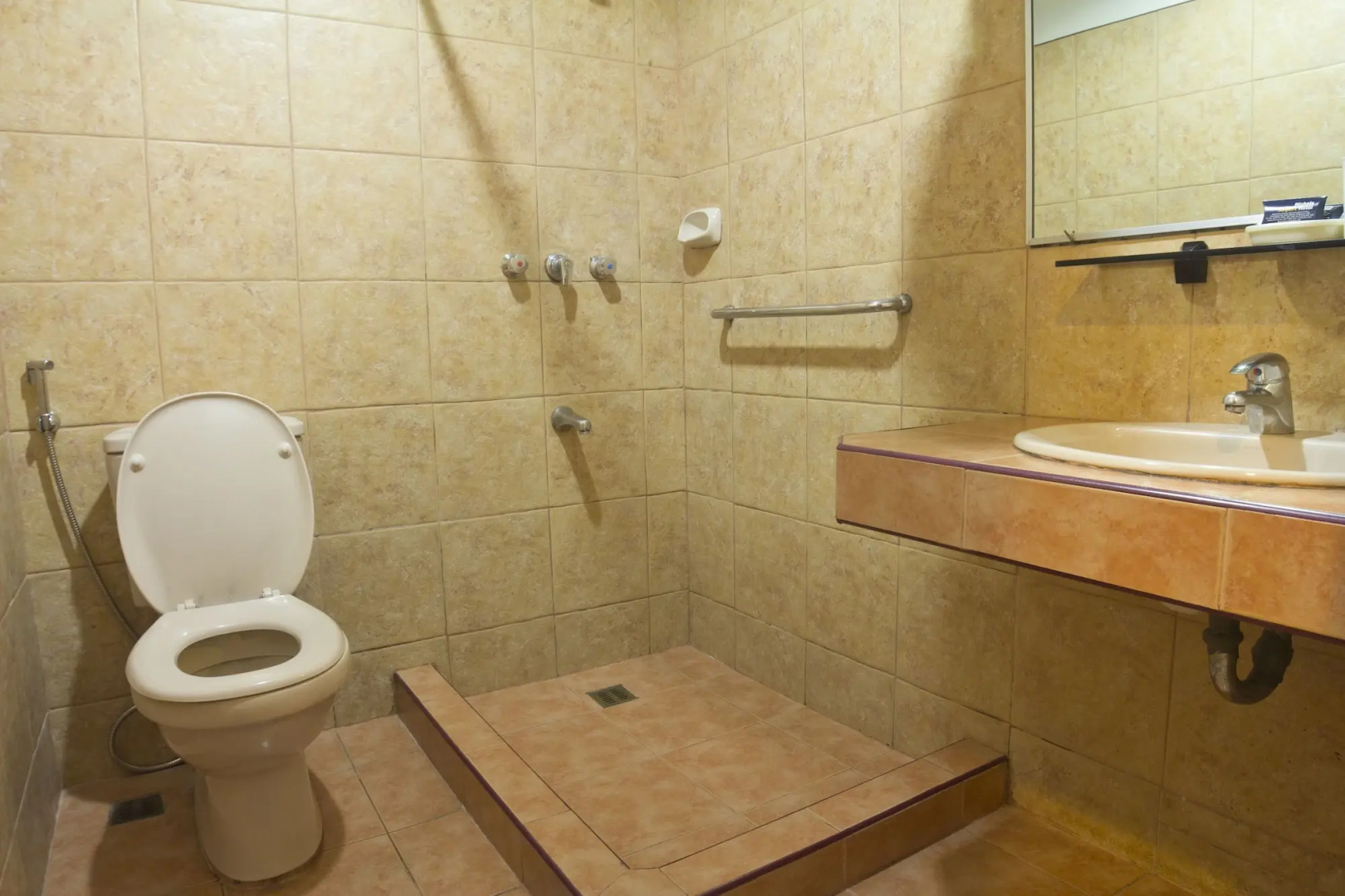 Nichols Airport Hotel