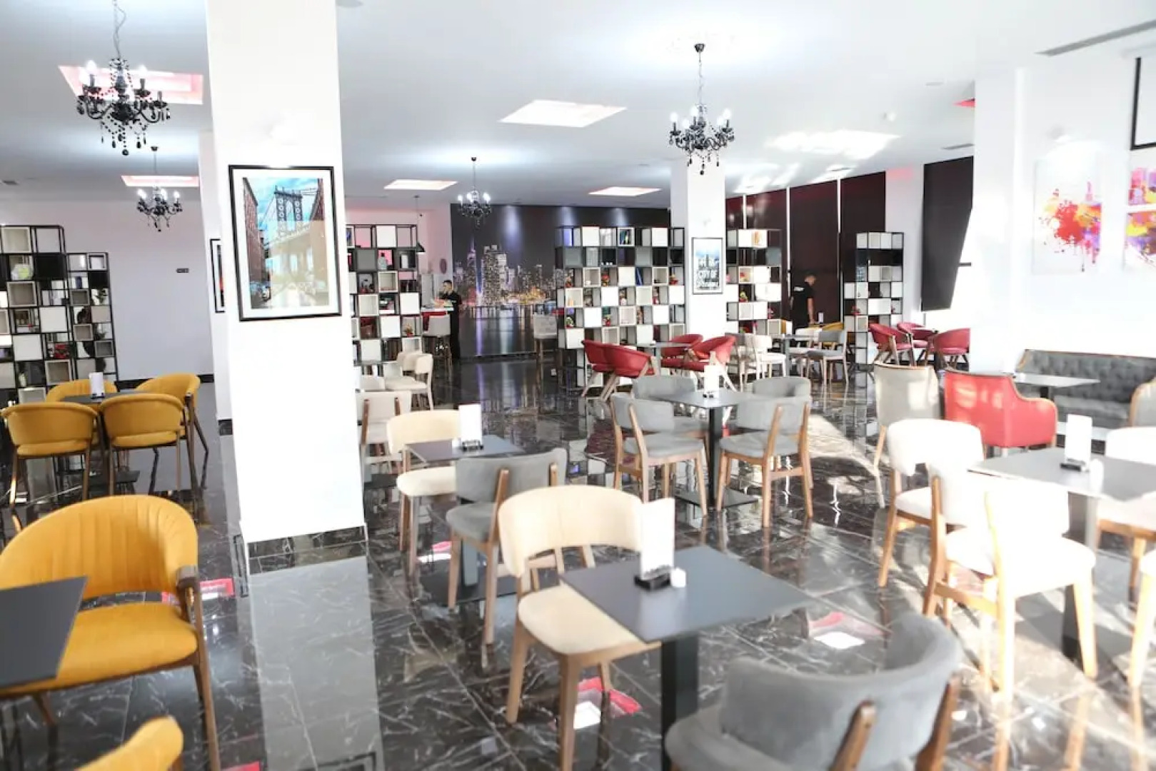 Hotel New York Kamez