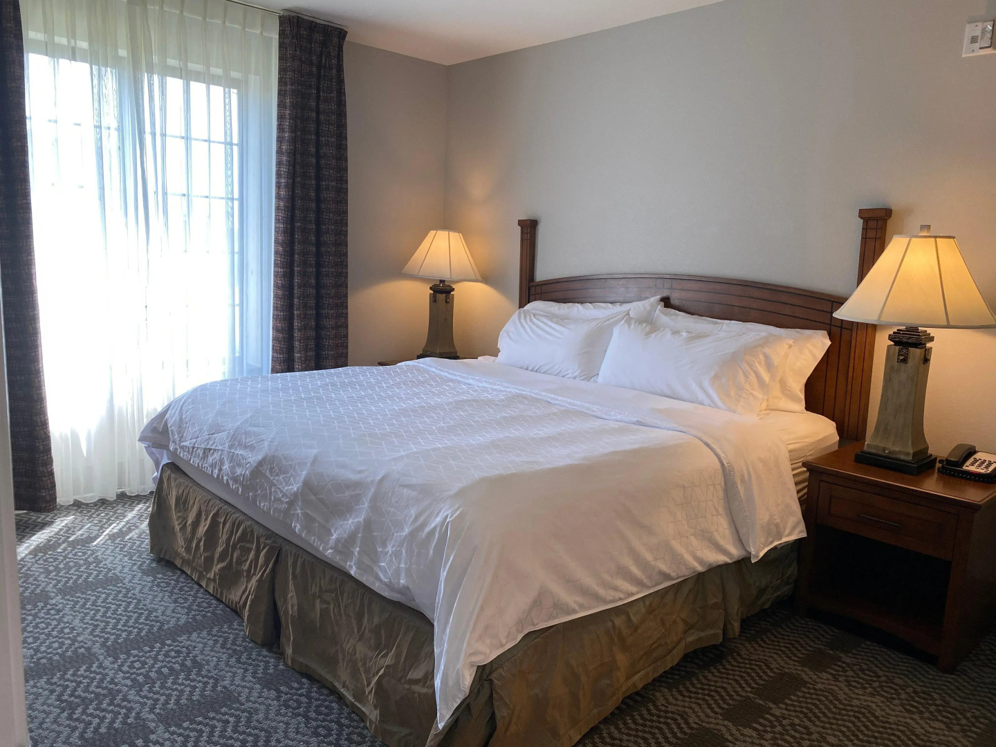 Staybridge Suites Milwaukee West-Oconomowoc by IHG