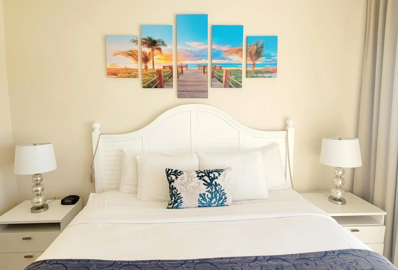 Island Inn Beach Resort