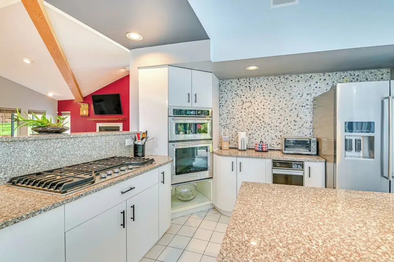 2 Mi to Six Flags: Lake George Home w/ Large Patio