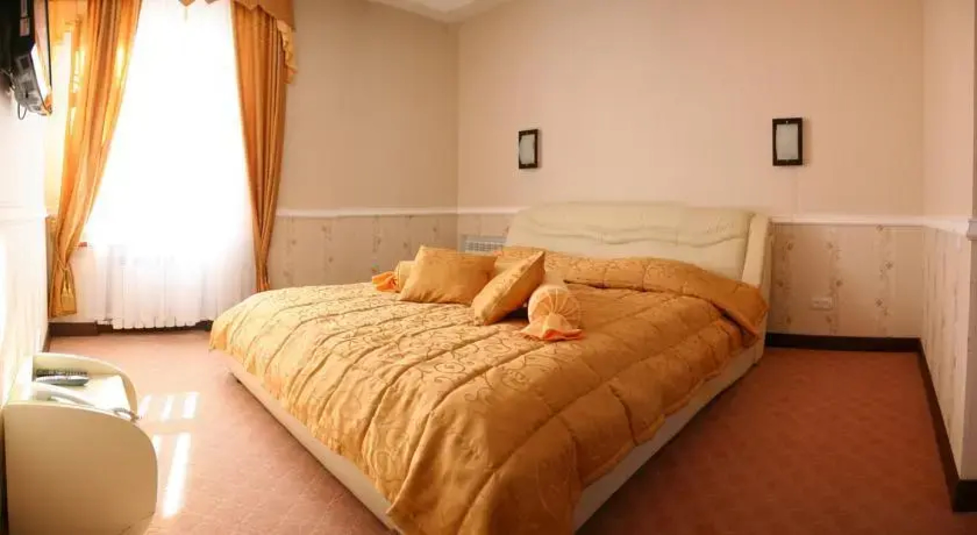 Gostinichnyj kompleks "ZERE"