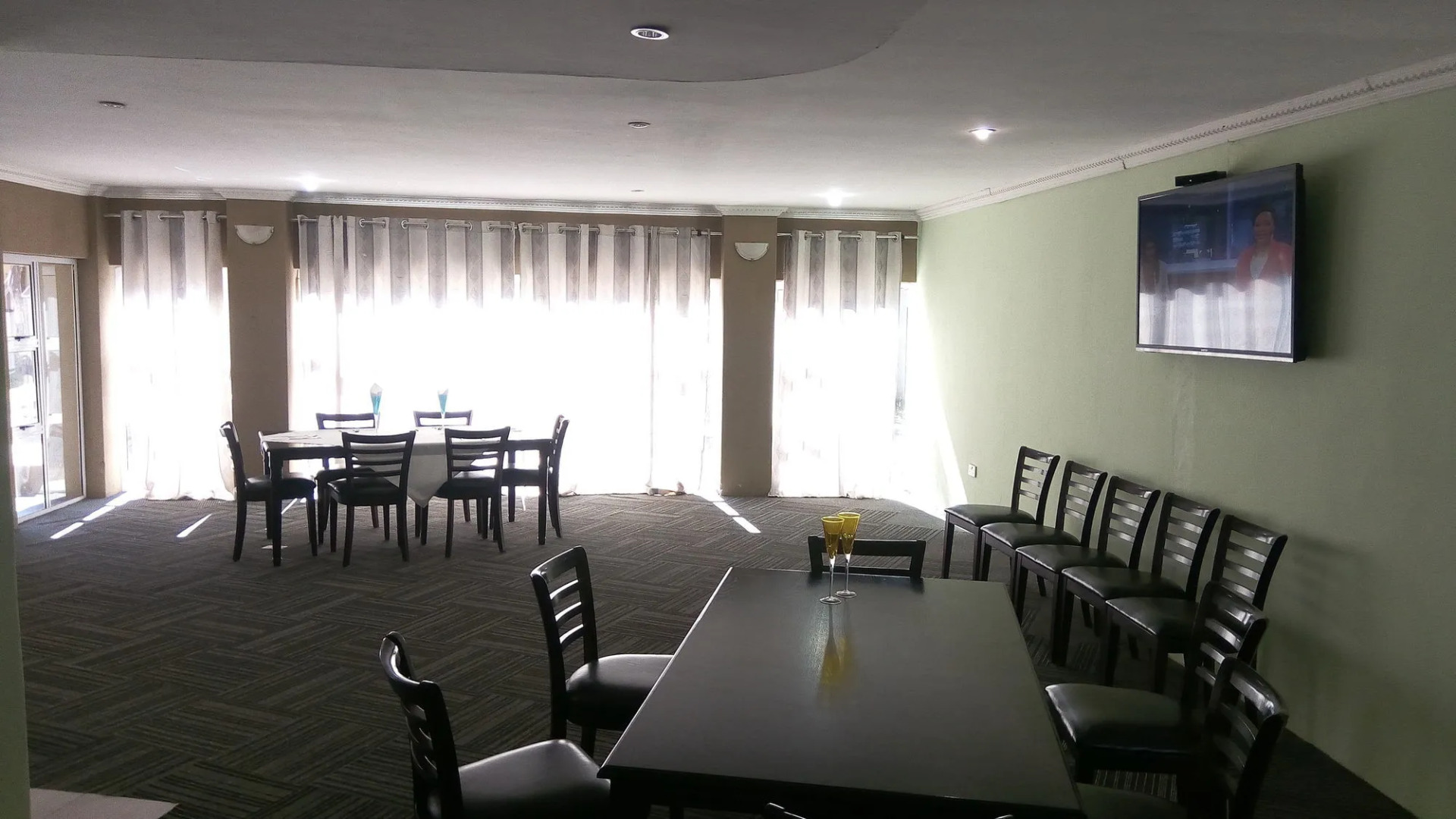 Tasha Lodge and Tours