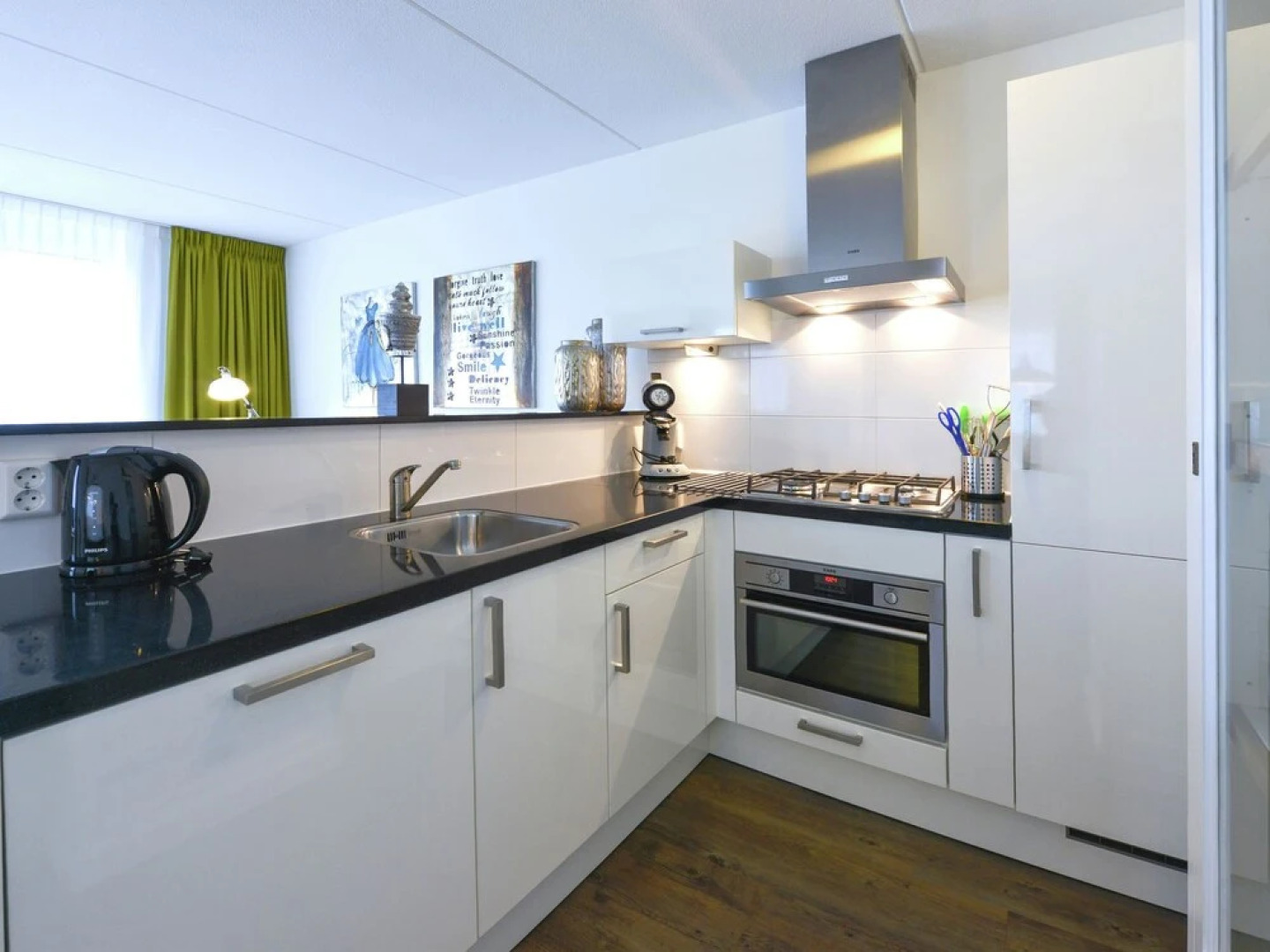 Nice apartment with dishwasher, close to Amsterdam