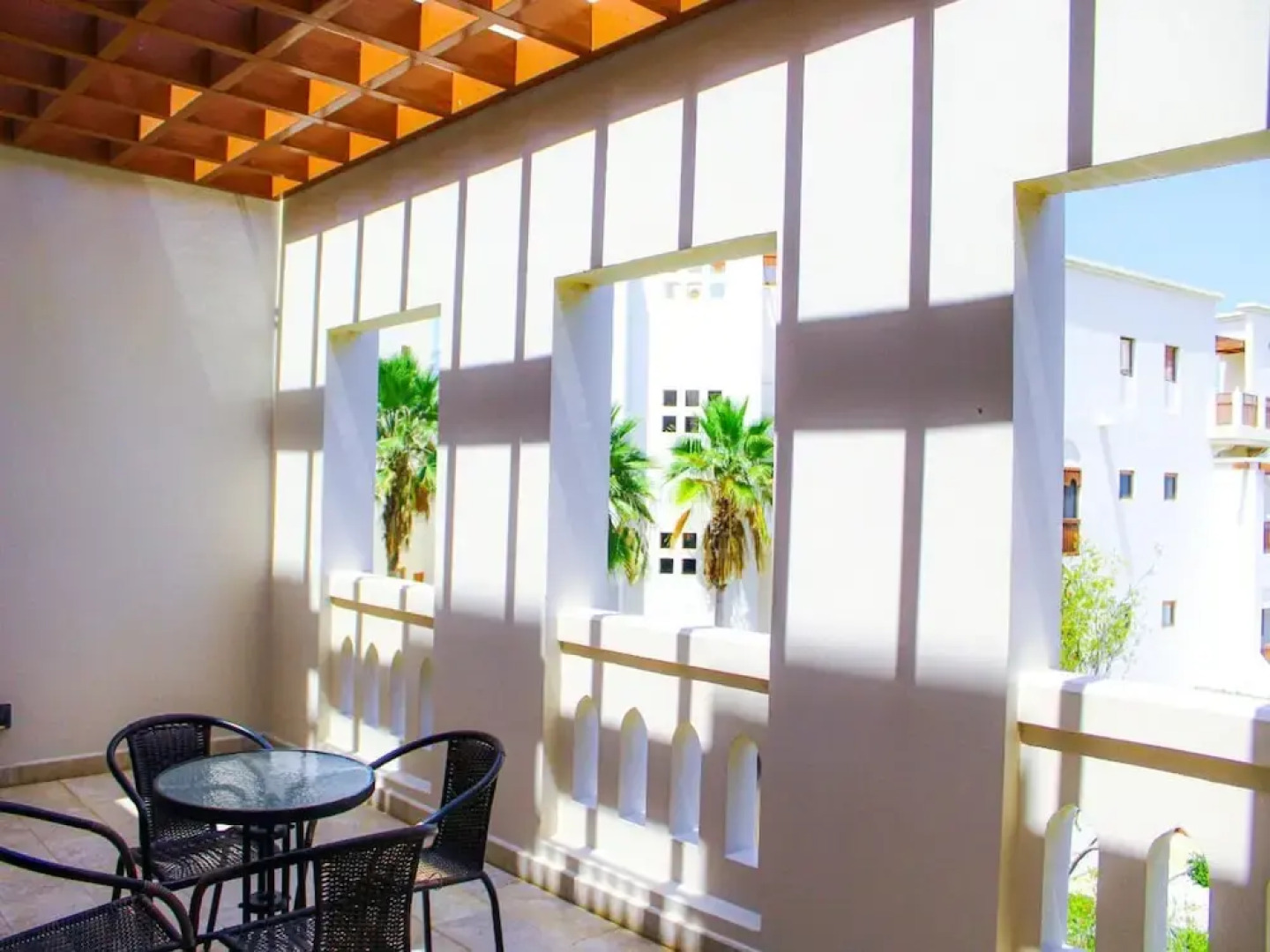 Stunning 3-bedroom Coastal Retreat