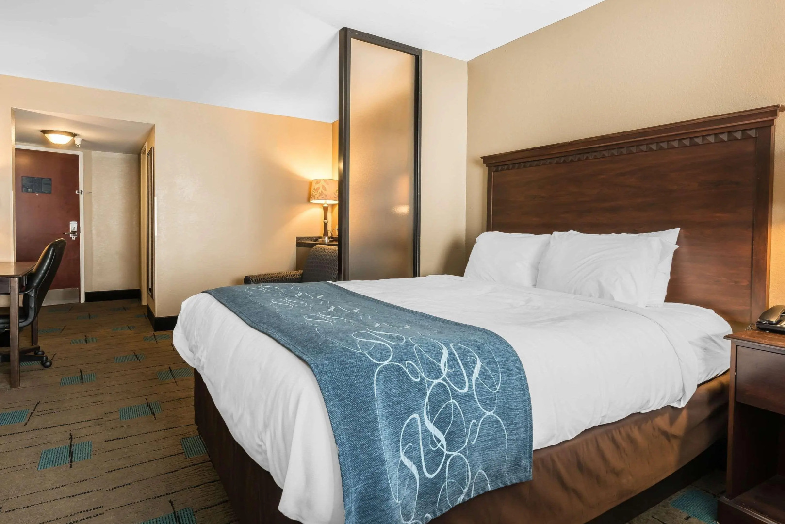 Comfort Suites near MCAS Beaufort