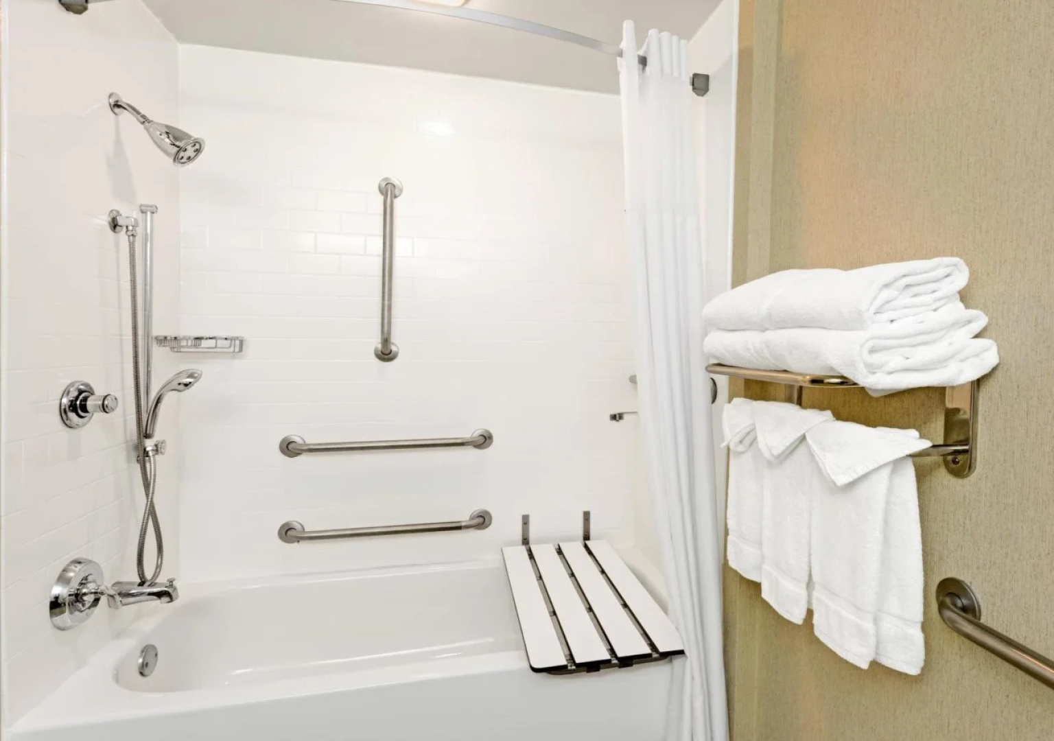 Microtel Inn & Suites by Wyndham Perimeter Center