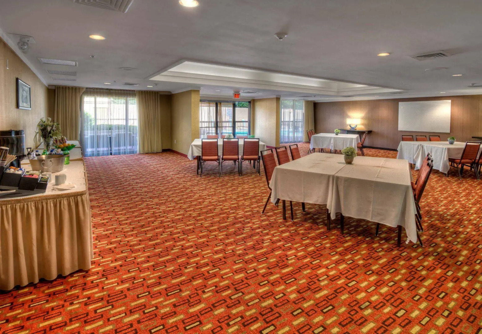 Courtyard by Marriott Burlington