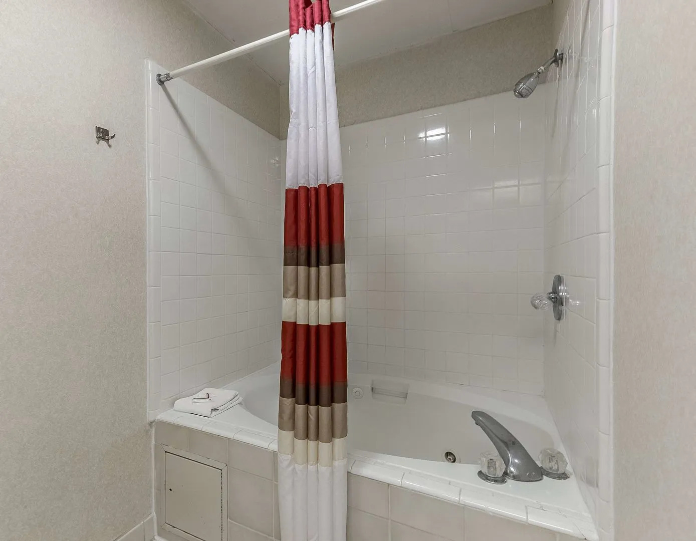 Clarion Pointe Hinesville near Fort Stewart