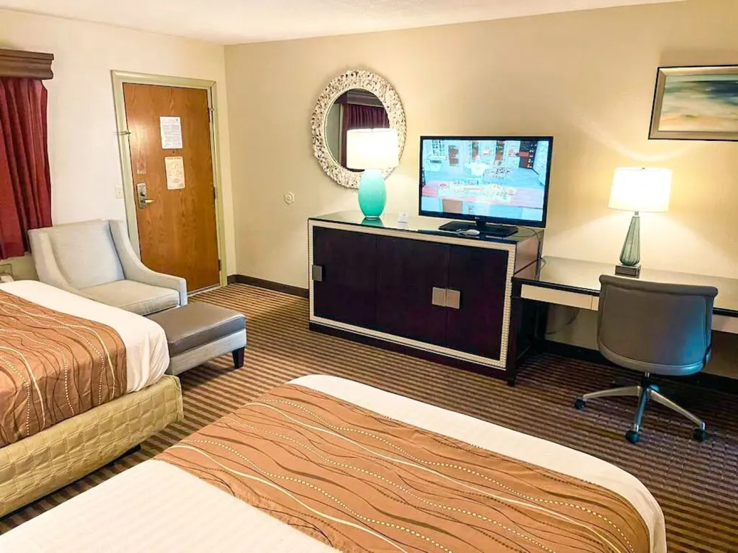 Eleven Boutique Hotel