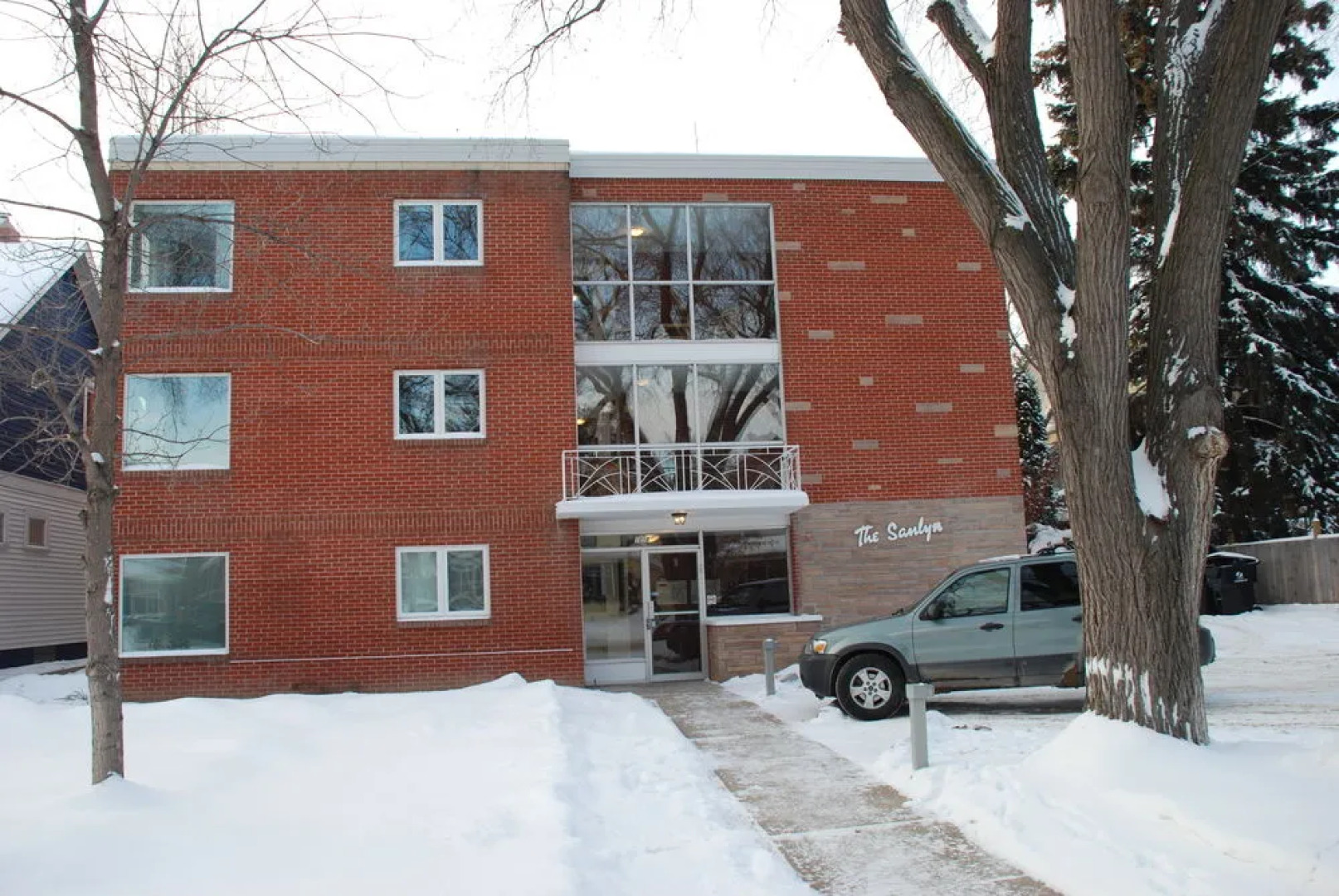 The Sanlyn Furnished Apartments