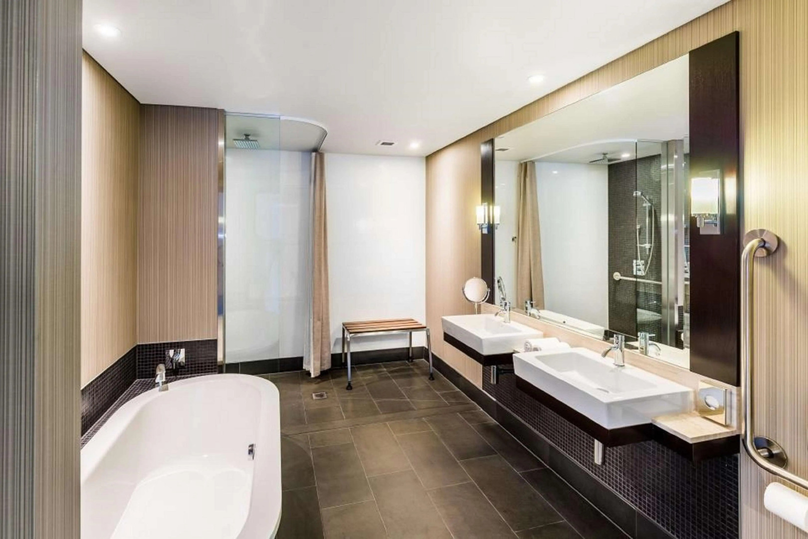 Hilton Queenstown Resort & Spa