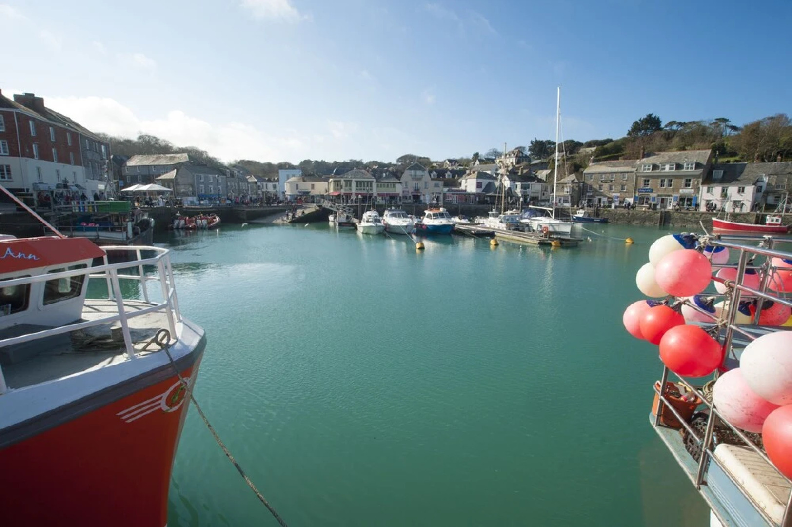 White Lodge Apartment