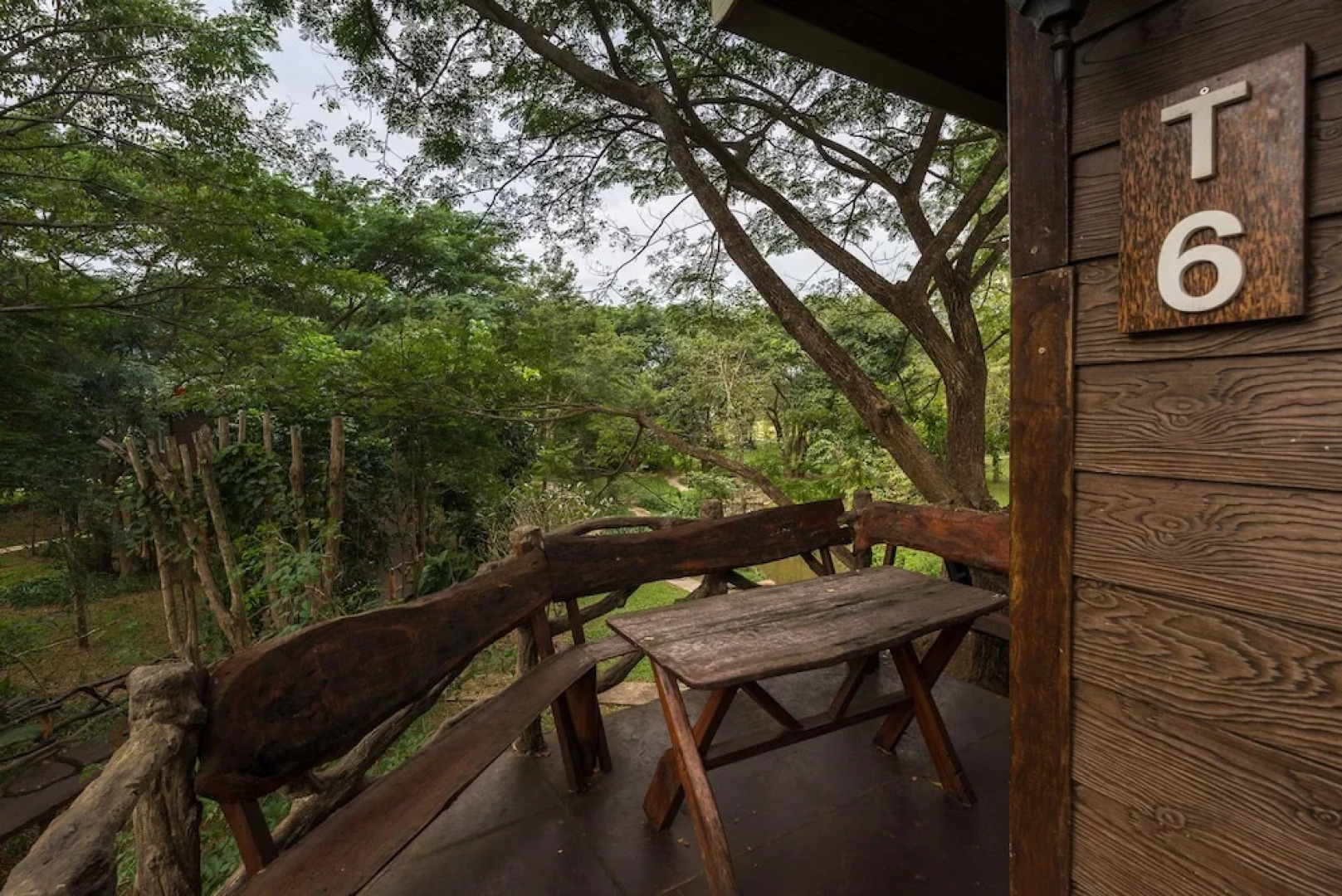 Alongkorn Farm and Resort