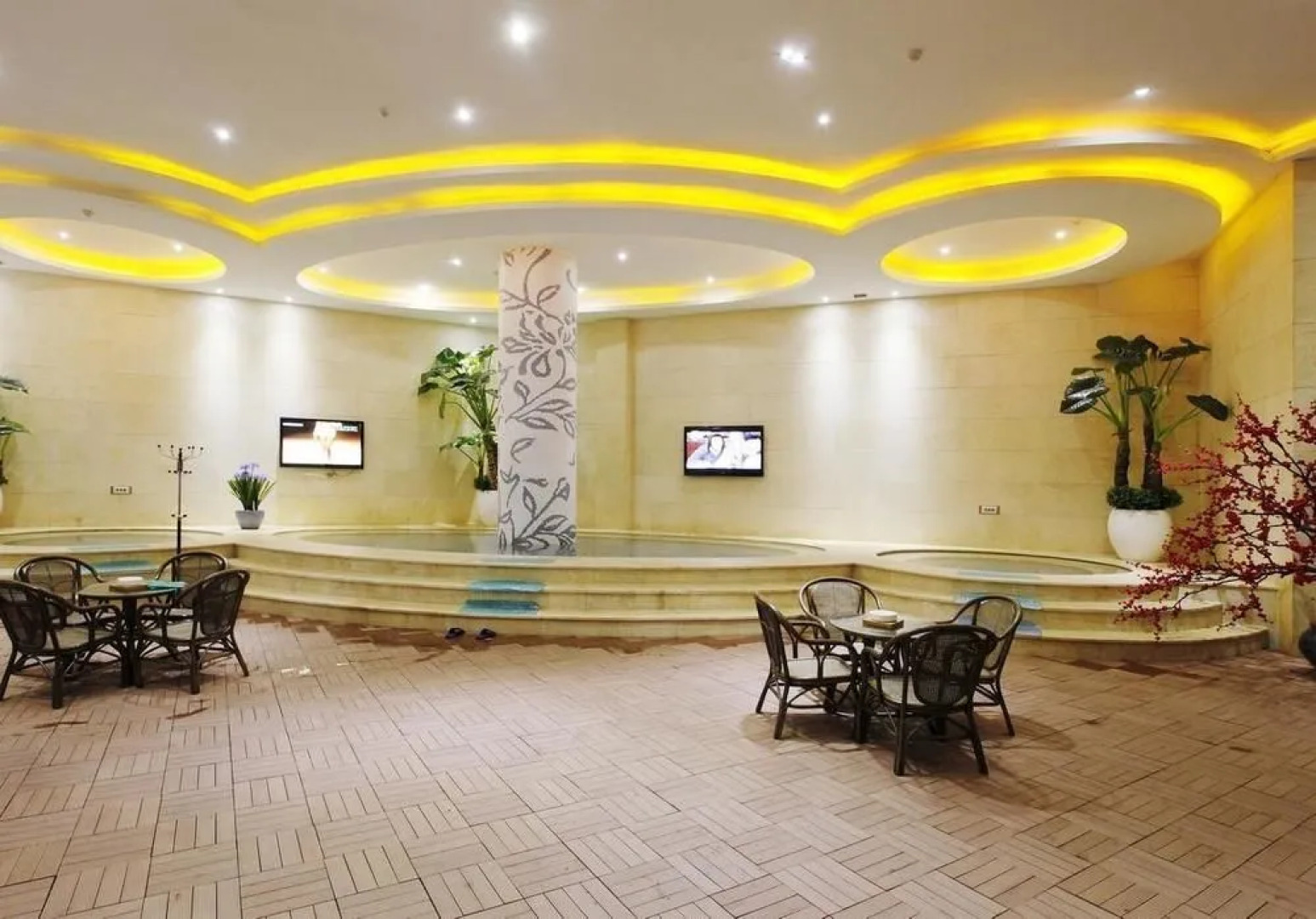 Heroicness Intercontinental Hotel