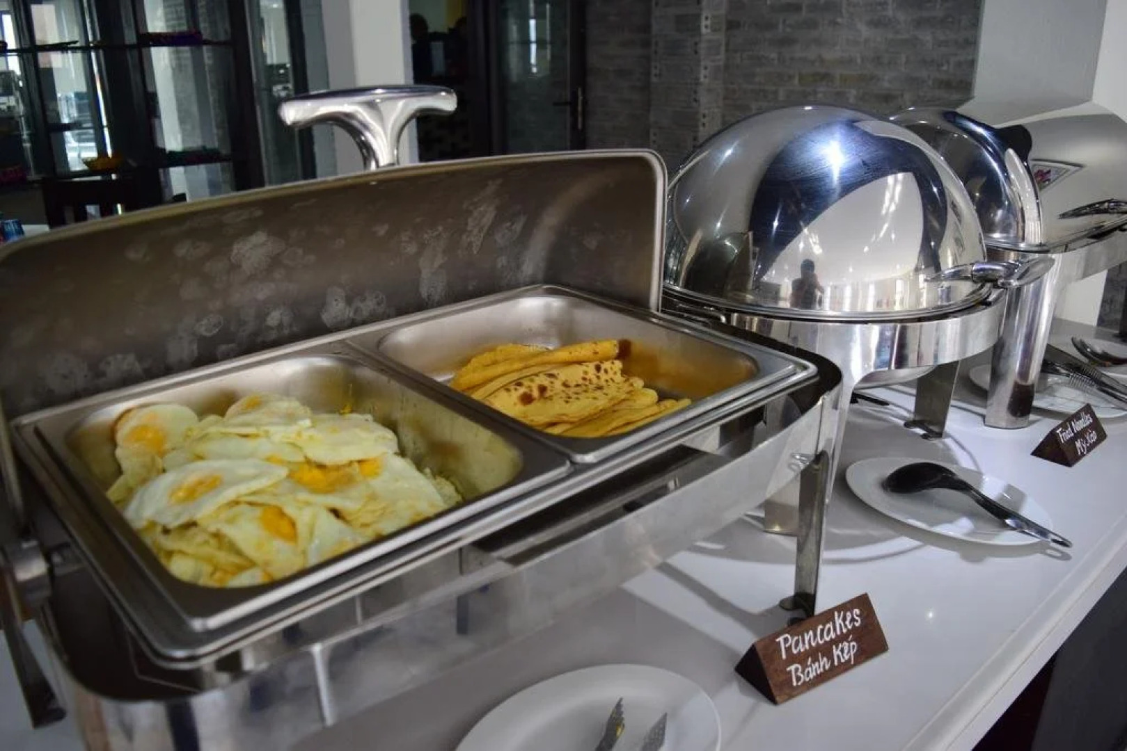 Phuong Nam Mountain View Hotel