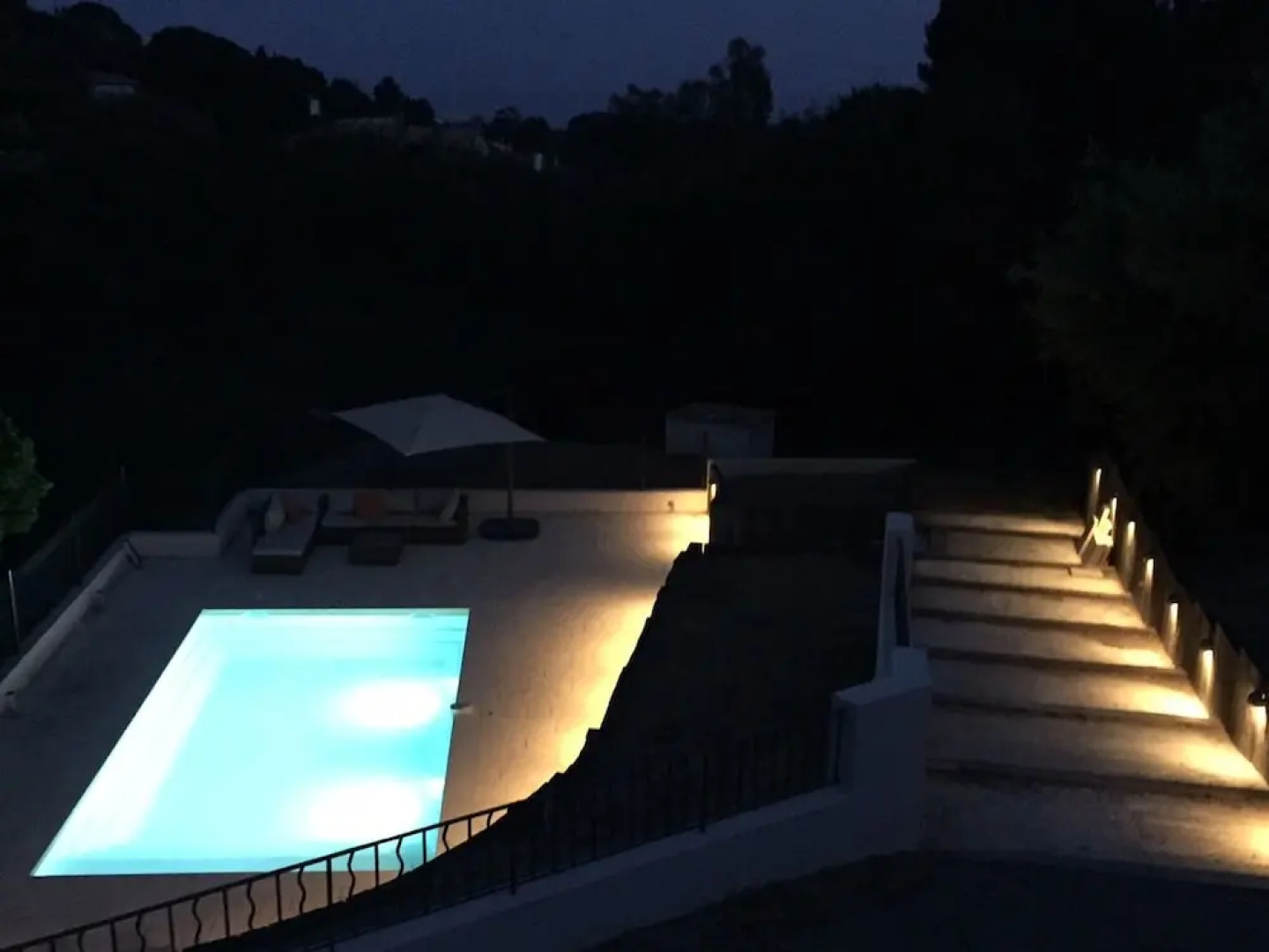 Inviting Holiday Home in La Croix Valmer With Swimming Pool