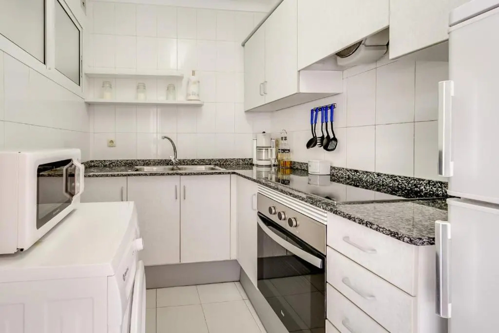 Hauzify I Apartaments Sot del Morer