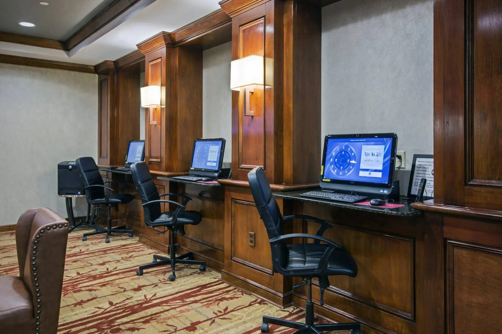 Crowne Plaza Newark Airport by IHG