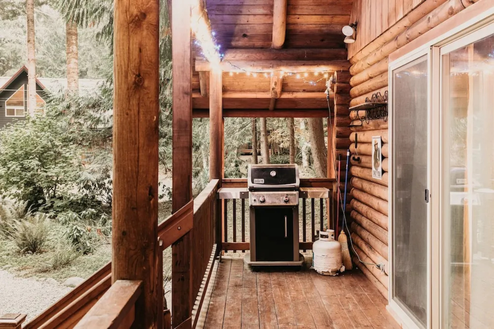 Baker Rim Cabin 17 - A Rustic Family Cabin With Modern Features