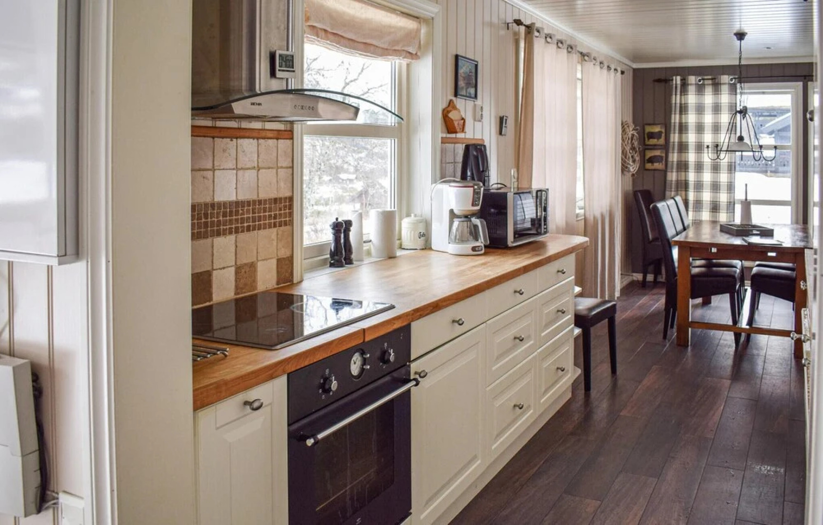 Stunning Home in Rauland With 4 Bedrooms, Sauna and Wifi