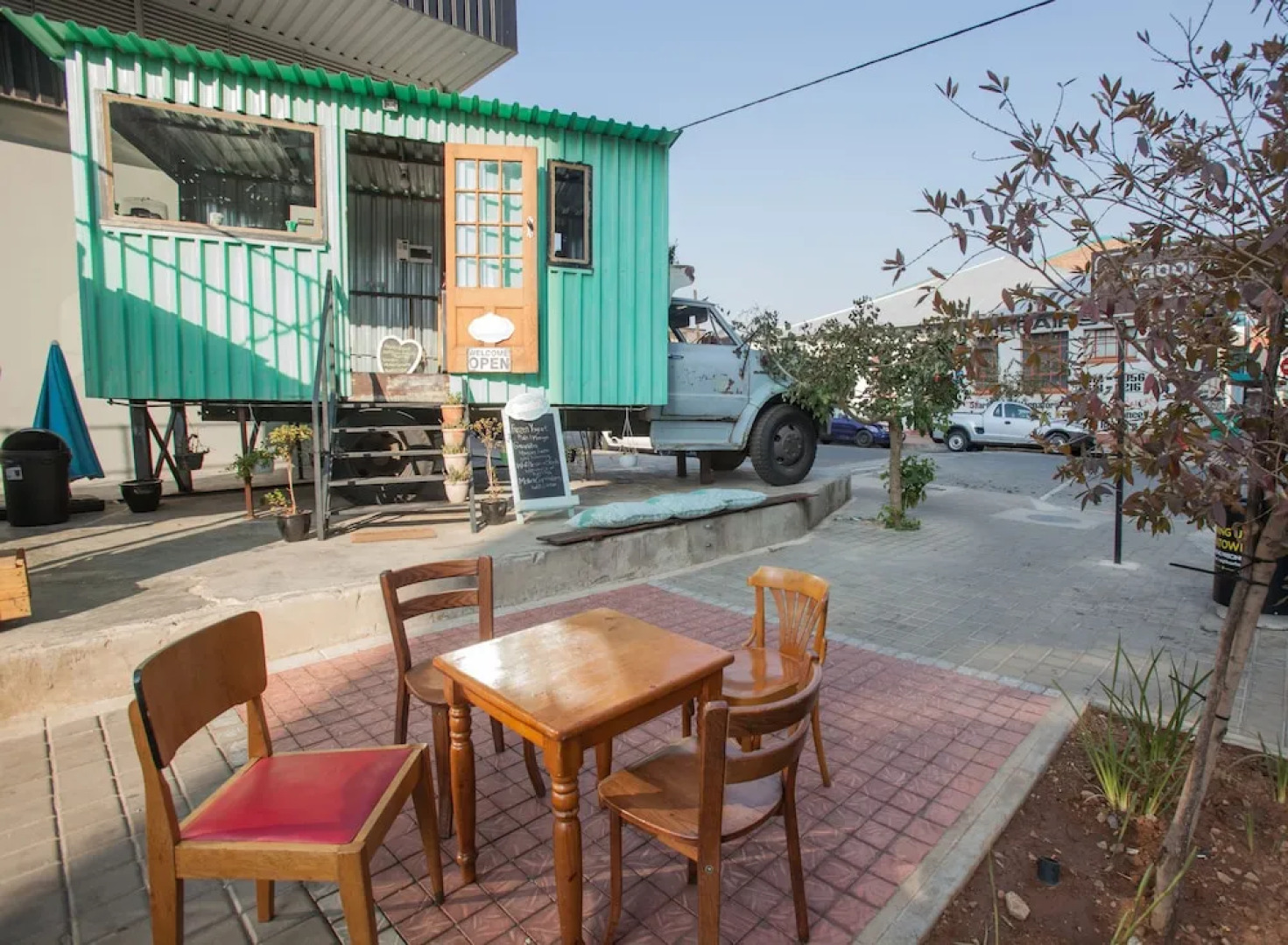 12 Decades Art Hotel