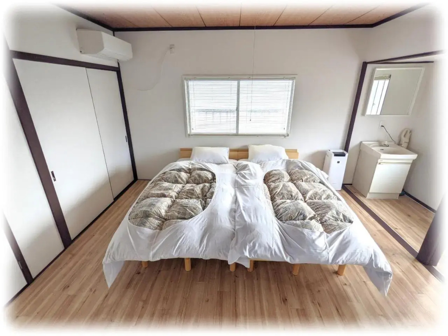 ワンハウスatワニベース