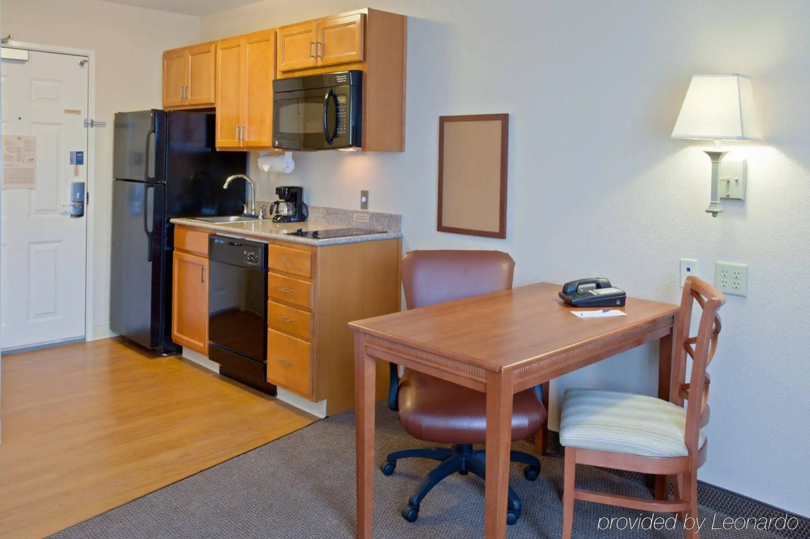 Candlewood Suites Pearland by IHG