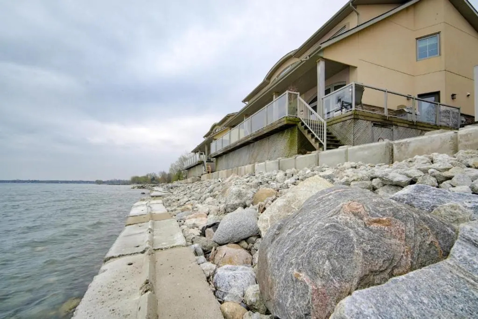 Blue View 10 Aqua Center 84153