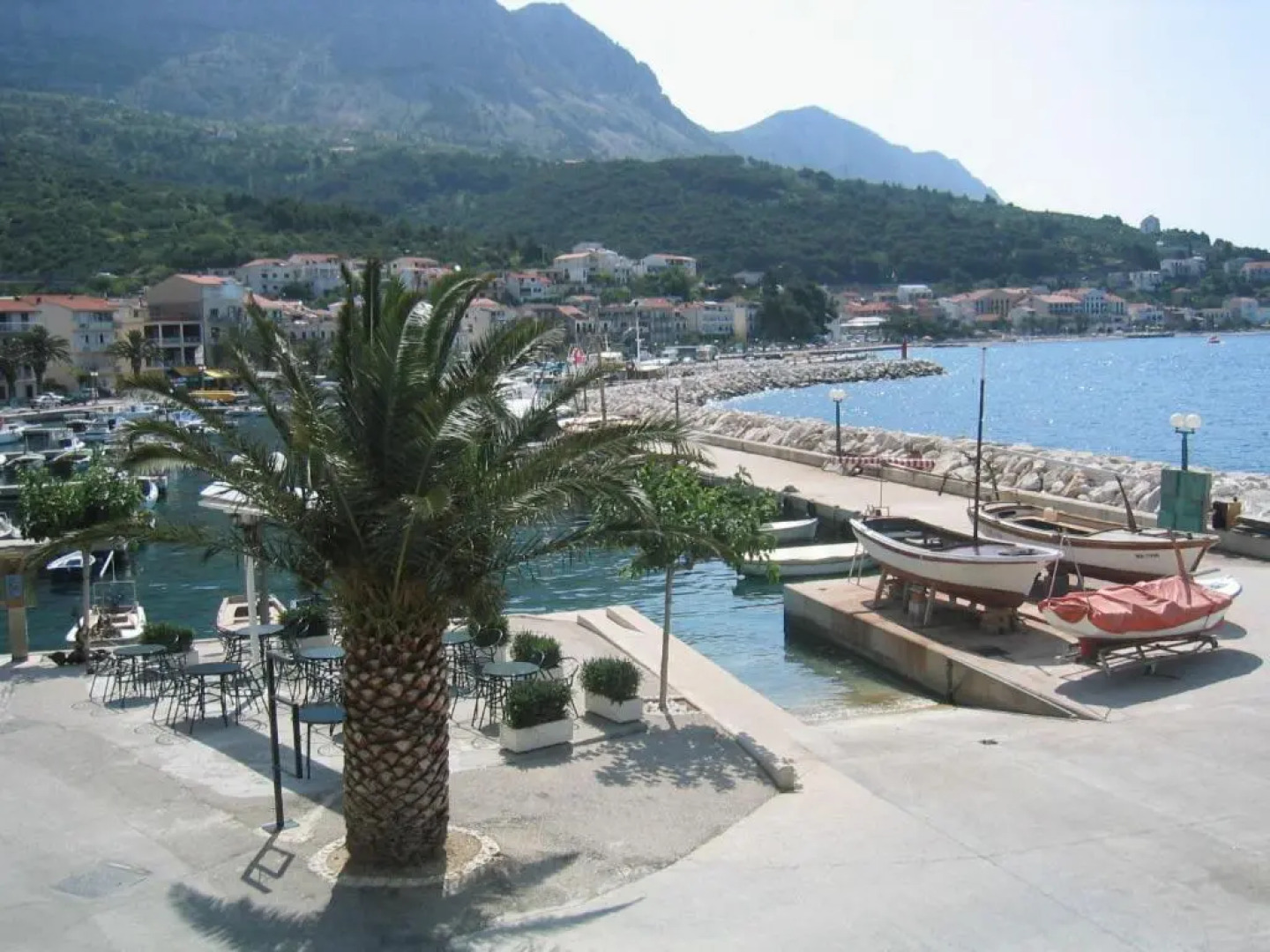 Apartments Waterfront Ivan