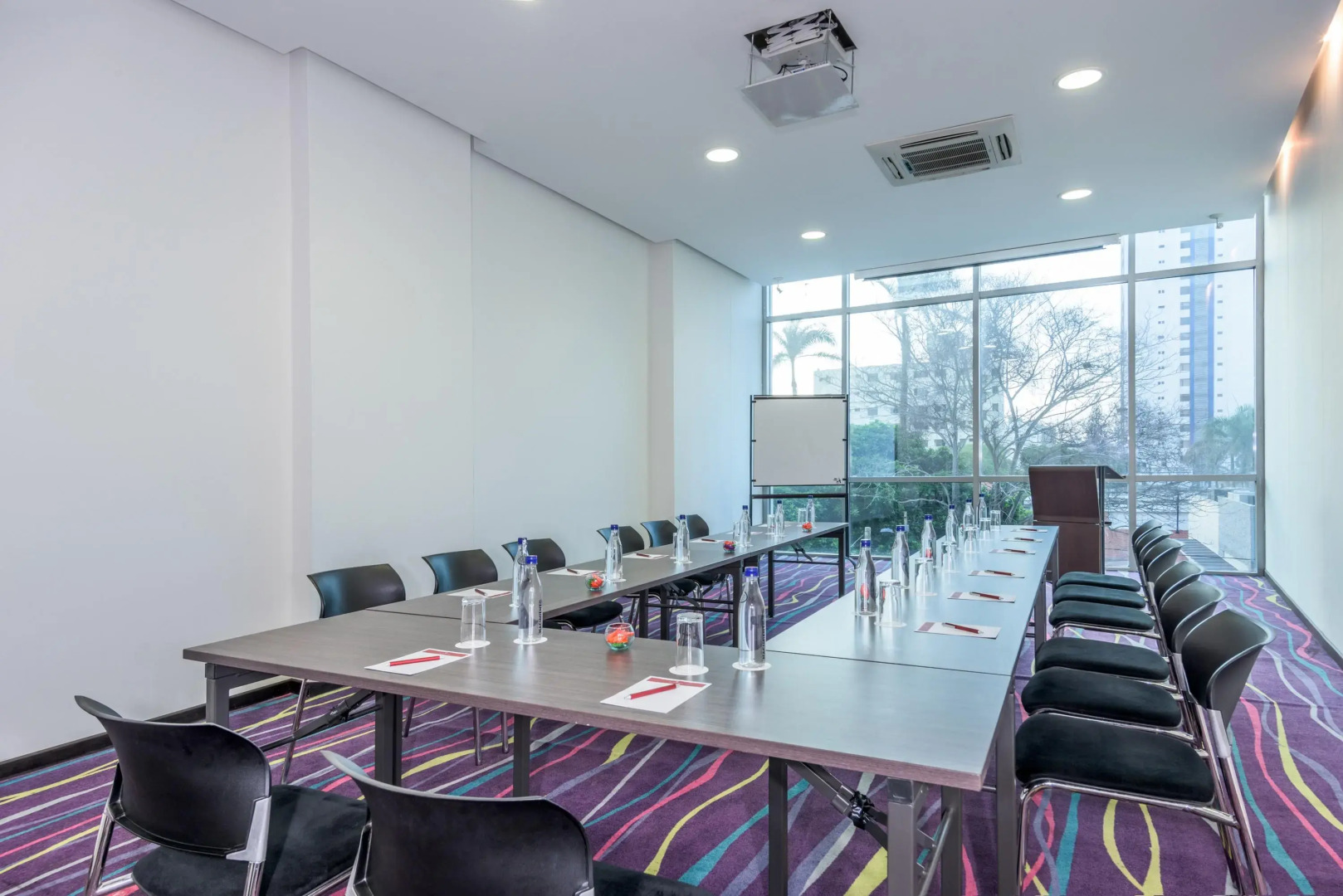 NH Collection Barranquilla Smartsuites Royal