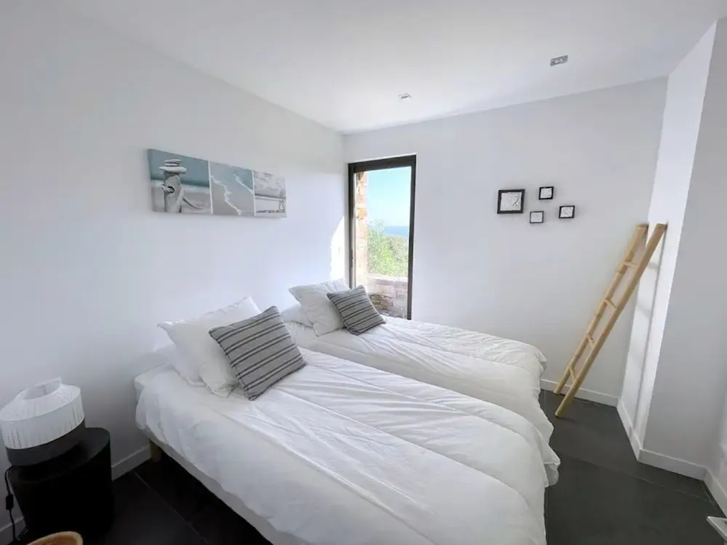 Villa in Gaou With Sea View and Beach