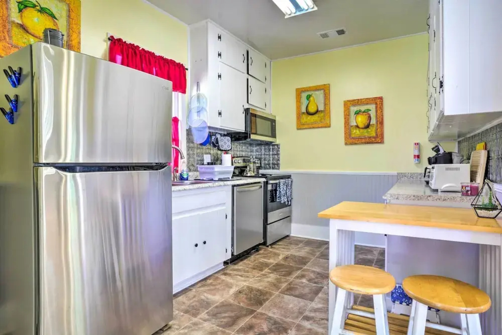 Cozy Corinth Escape ~ Half-mi to Shop & Dine!