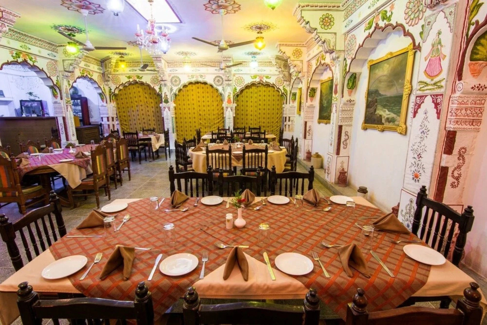 Hotel Jhalamand Garh